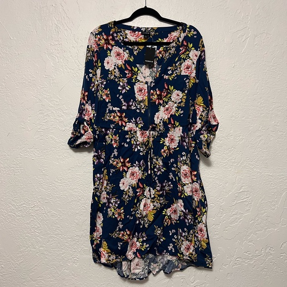 Torrid Floral Mini Challis High-Low Shirt Dress BNWT Size 1 - Picture 2 of 12